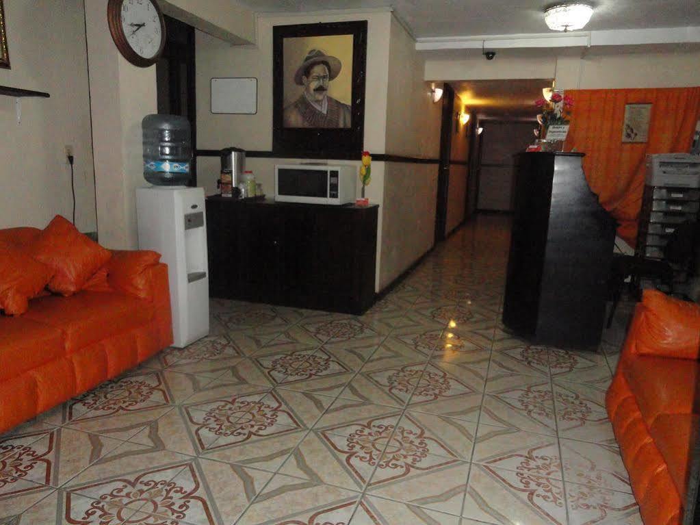 OYO Hotel Bicentenario Tampico Exterior foto